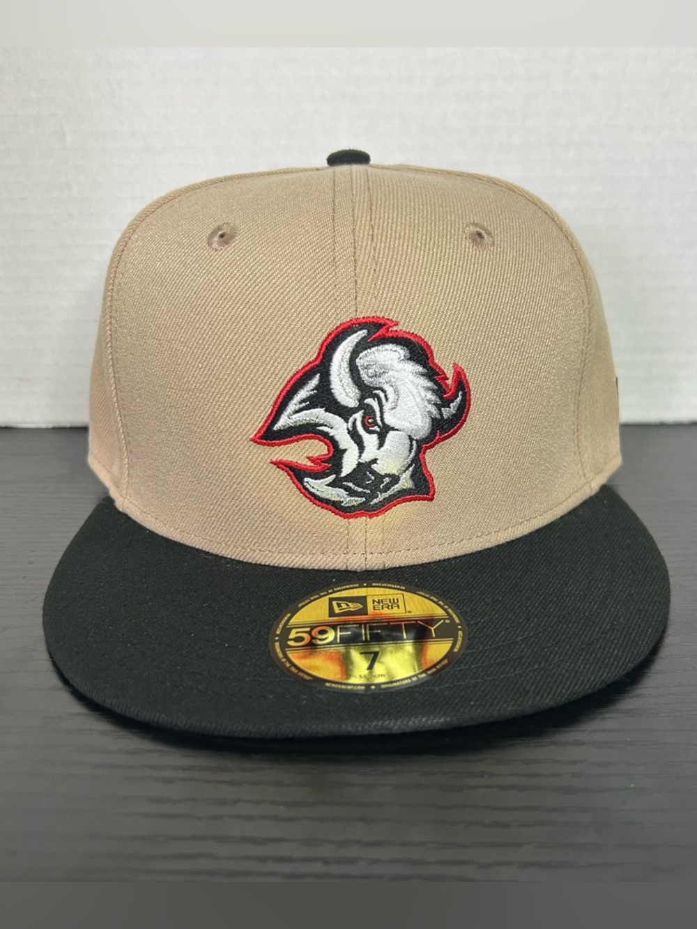 Buffalo Sabres NHL New Era Goathead Tan Hat Cap Fitted Size Adult 7 NEW